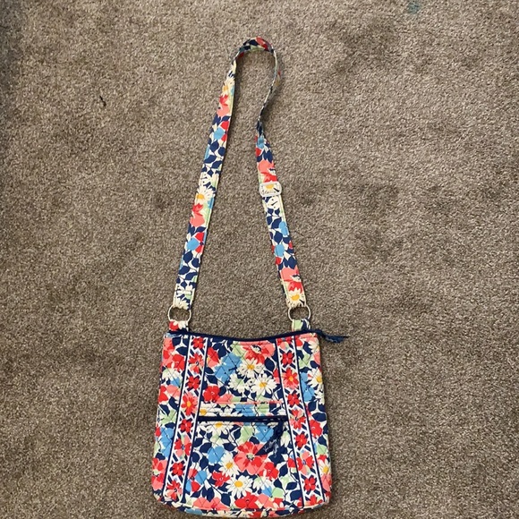 Vera Bradley Crossbody - Picture 10 of 10